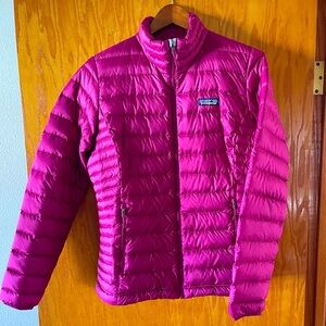 Patagonia women’s size medium puffer jacket